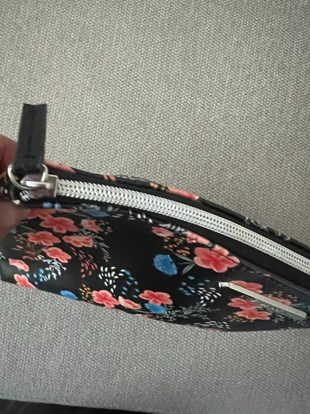 Steve Madden Pink Blue Floral Cosmetic Travel Pouch Top Zip Bag